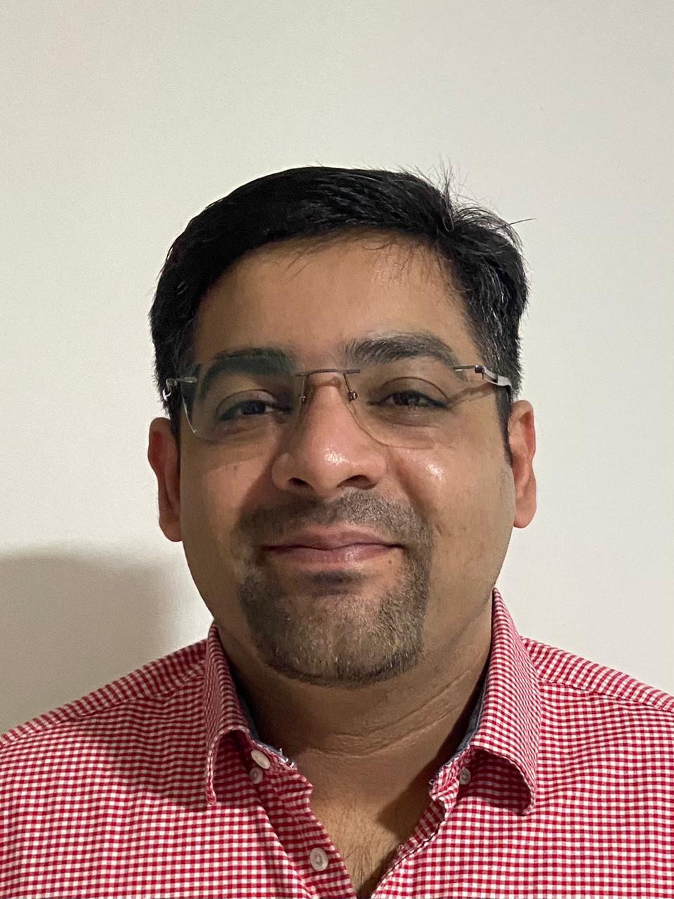 Dr. Kunal  Mehra